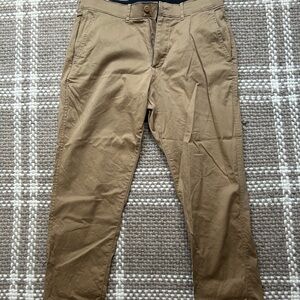Abercrombie & Fitch Men's Khaki Athletic Skinny Chino 33x30